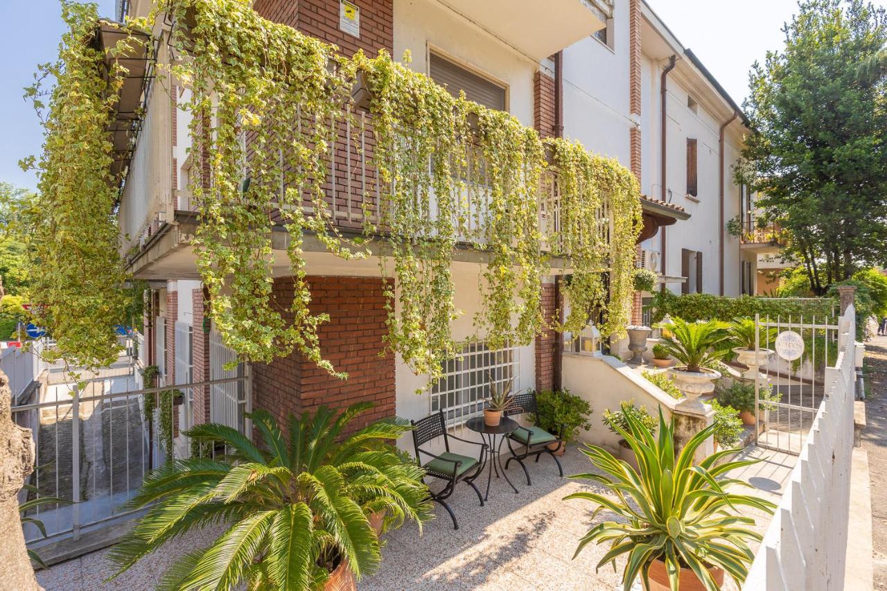 Crys: Apartments, Holiday, Business, Verde - Verona, Verona