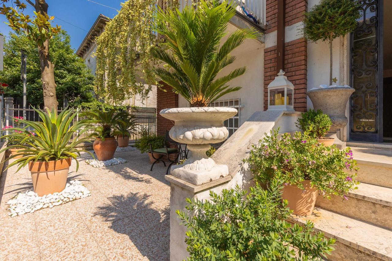 Crys: Apartments, Holiday, Business, Verde - Verona — Photos 3